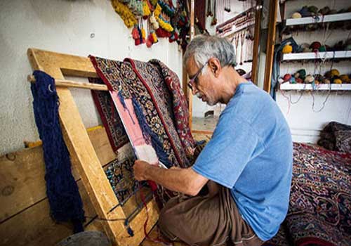 خدمات بازسازی و رفوگری فرش